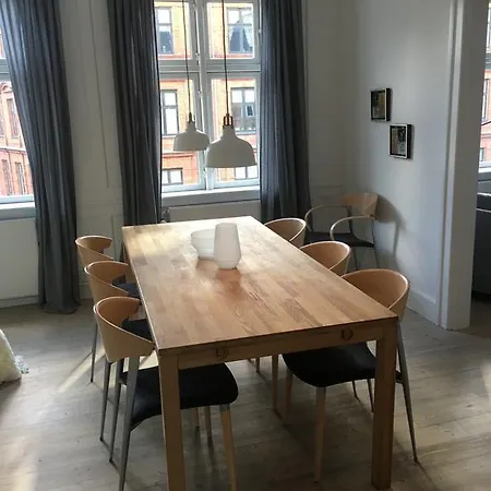 One-bedroom In - Nørrebrogade 56 Lejlighed København